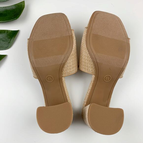 A New Day Arden Sandals Tan Raffia Ornamented Block Heels Women's 6.5 - Picture 10 of 10